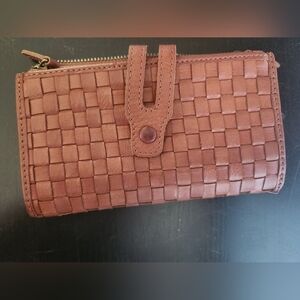 Guang Tong Elegant Woven Leather Wallet - Brown NWOT Genuine Leather